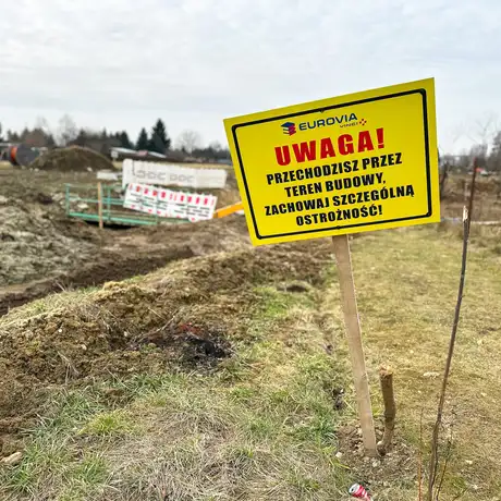 Rzeszów -  Budowa drogi, która połączy ulice Krzyżanowskiego i Wieniawskiego [luty 2025] - fot 12