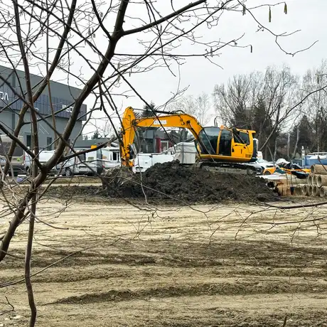 Rzeszów -  Budowa drogi, która połączy ulice Krzyżanowskiego i Wieniawskiego [luty 2025] - fot 14