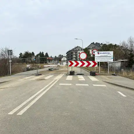 Rzeszów -  Budowa drogi, która połączy ulice Krzyżanowskiego i Wieniawskiego [luty 2025] - fot 4