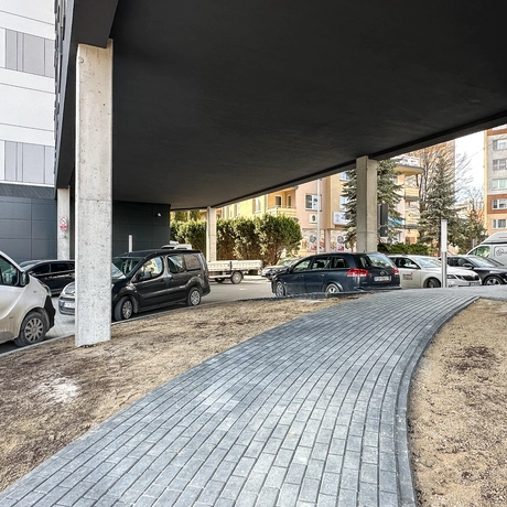 Rzeszów - Capital Towers Residence przy skrzyżowaniu ulic Lenartowicza i Podpromie [luty 2025] - fot 22