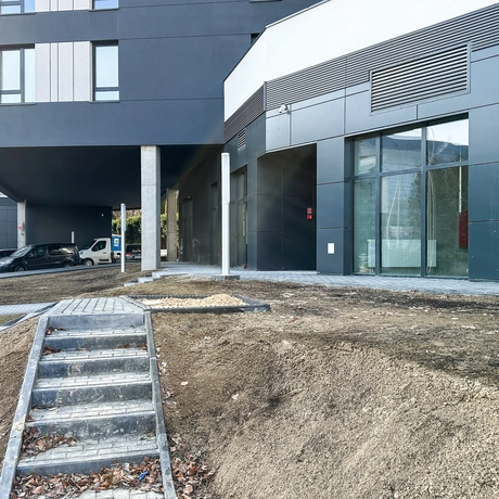 Rzeszów - Capital Towers Residence przy skrzyżowaniu ulic Lenartowicza i Podpromie [luty 2025] - fot 27