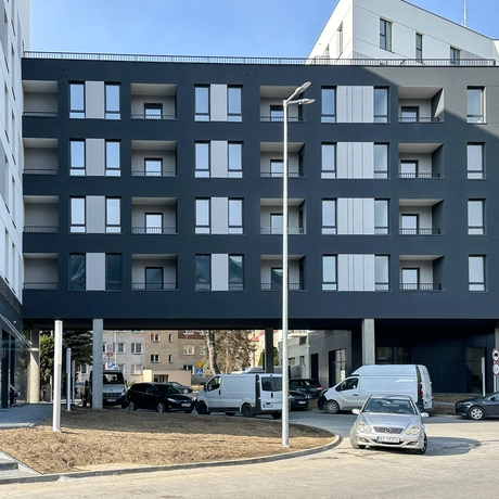 Rzeszów - Capital Towers Residence przy skrzyżowaniu ulic Lenartowicza i Podpromie [luty 2025] - fot 17