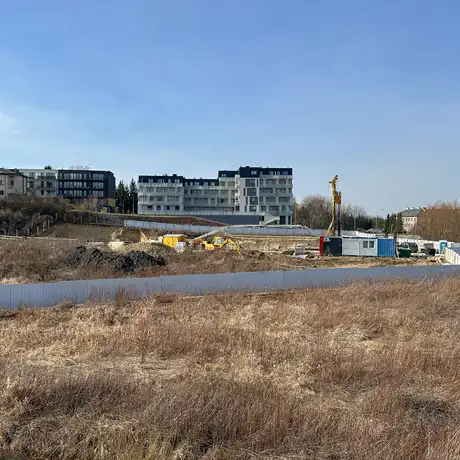Rzeszów - Budowa wielorodzinnych budynków mieszkalnych przy ul. Sieciecha w Rzeszowie [marzec 2025] - fot 18
