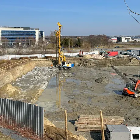Rzeszów - Budowa wielorodzinnych budynków mieszkalnych przy ul. Sieciecha w Rzeszowie [marzec 2025] - fot 1