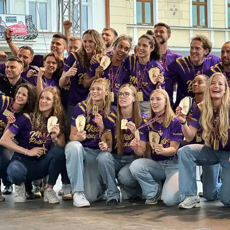 Rzeszów - Siatkarki KS DevelopRes Rzeszów świętują mistrzostwo Polski - fot 16