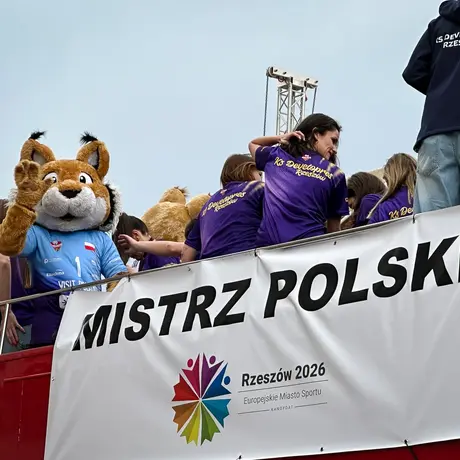 Rzeszów - Siatkarki KS DevelopRes Rzeszów świętują mistrzostwo Polski - fot 5