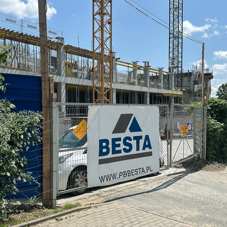 Rzeszów - Budowa wieżowca przy rondzie Pobitno w Rzeszowie [czerwiec 2025] - fot 20