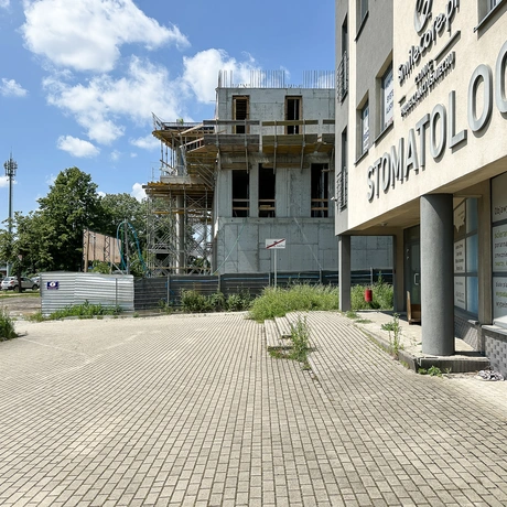 Rzeszów - Budowa wieżowca przy rondzie Pobitno w Rzeszowie [czerwiec 2025] - fot 8
