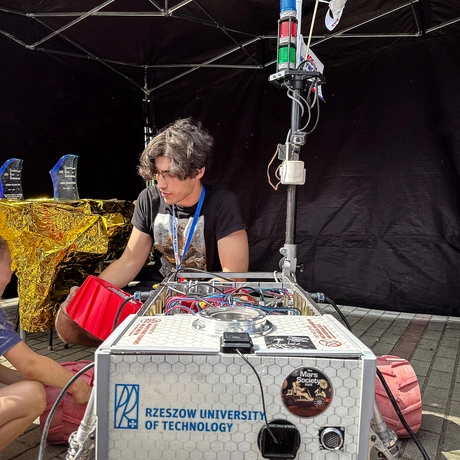 Rzeszów - Moc Odkrywców - Rzeszowski Piknik Nauki i Techniki 2025 - fot 32