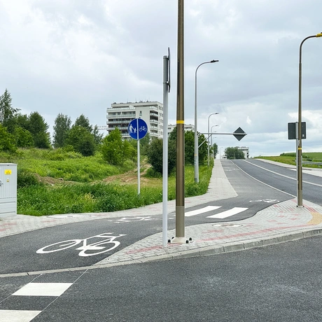 Rzeszów - Gotowy I etap budowy dróg łączących ul. Wołyńską z ul. Potokową - fot 15