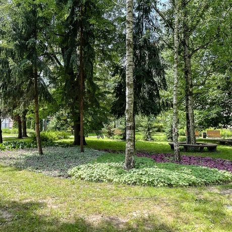 Rzeszów - Wiosna w parku dla seniorów przy ul. Staszica - fot 10