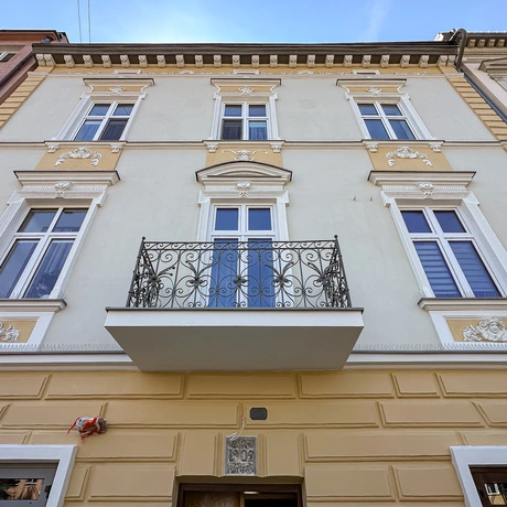 Rzeszów - Renowacja kamienicy przy ul. Piłsudskiego 3 w Rzeszowie - fot 11