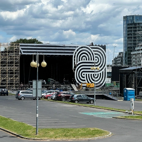 Rzeszów - Budowa sceny Koncertu Głównego ESK 2025 - fot 15