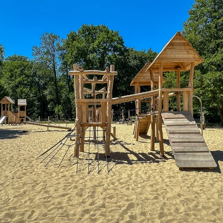 Rzeszów - Lato w zrewitalizowanym parku na osiedlu Słocina [lipiec 2025] - fot 49