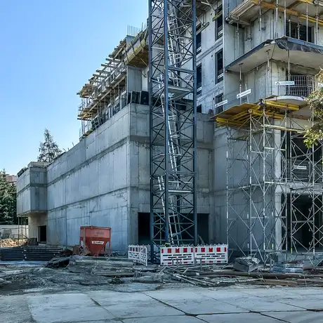 Rzeszów - Budowa 17-piętrowego wieżowca przy rondzie Pobitno [wrzesień 2025] - fot 14
