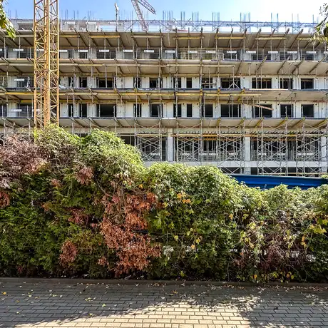 Rzeszów - Budowa 17-piętrowego wieżowca przy rondzie Pobitno [wrzesień 2025] - fot 17