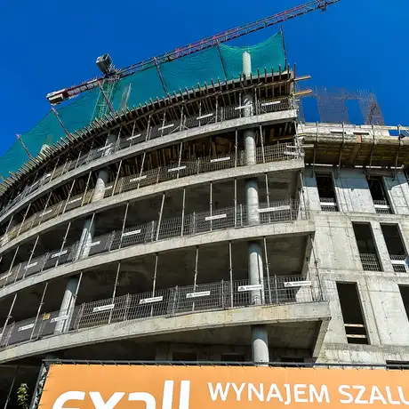 Rzeszów - Budowa 17-piętrowego wieżowca przy rondzie Pobitno [wrzesień 2025] - fot 25