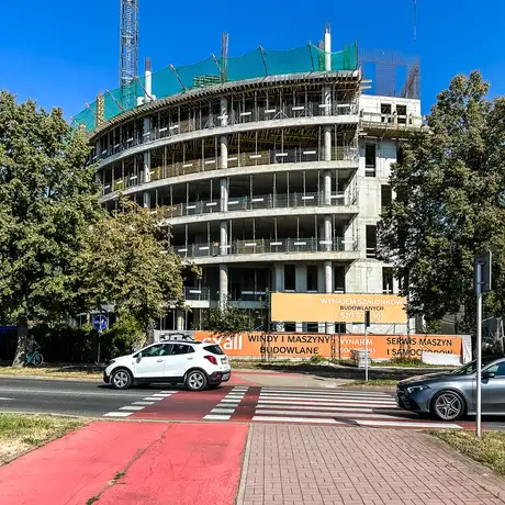Rzeszów - Budowa 17-piętrowego wieżowca przy rondzie Pobitno [wrzesień 2025] - fot 28