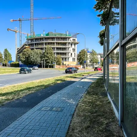 Rzeszów - Budowa 17-piętrowego wieżowca przy rondzie Pobitno [wrzesień 2025] - fot 32