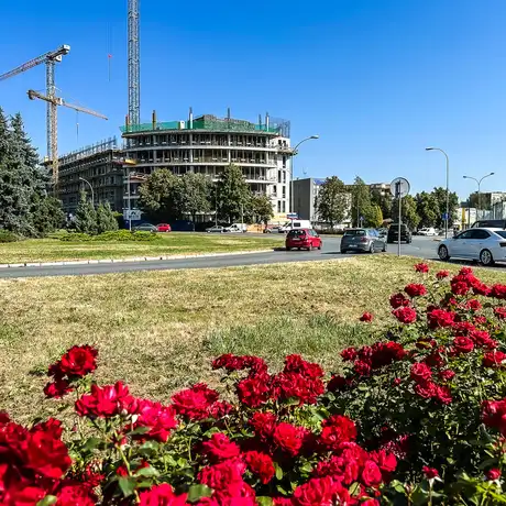 Rzeszów - Budowa 17-piętrowego wieżowca przy rondzie Pobitno [wrzesień 2025] - fot 31