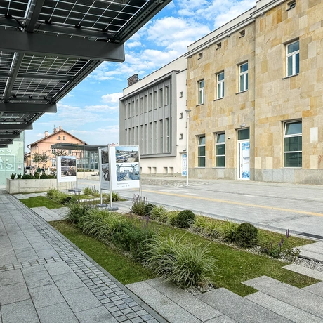 Rzeszów - Budynek i otoczenie dworca PKP Rzeszów Główny po modernizacji (wrzesień 2025) - fot 38