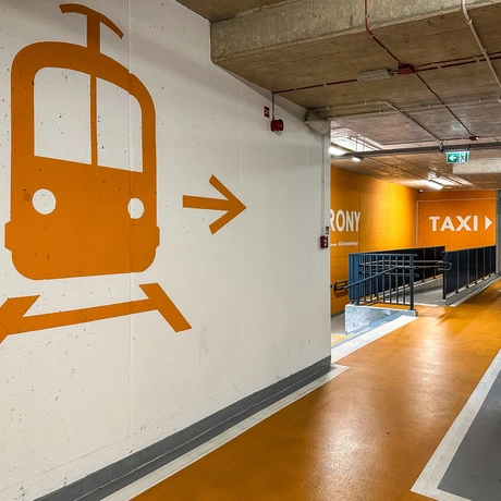Rzeszów - Budynek i otoczenie dworca PKP Rzeszów Główny po modernizacji (wrzesień 2025) - fot 62