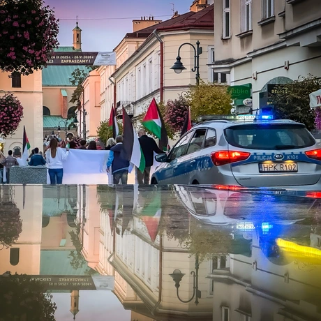 Rzeszów - Pro-palestyński protest w Rzeszowie [27.09.2025] - fot 21