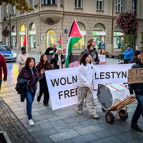 Rzeszów - Pro-palestyński protest w Rzeszowie [27.09.2025] - fot 15
