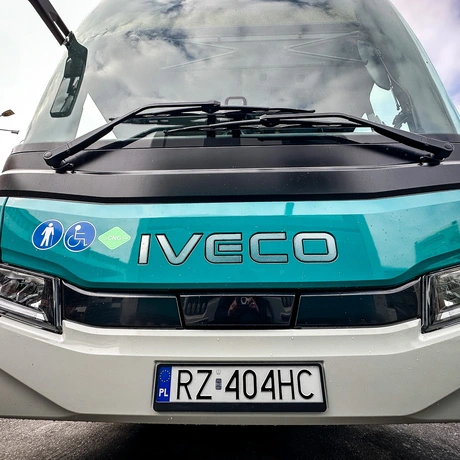 Rzeszów - Iveco Crossway Line 12 CNG - nowe autobusy na liniach MKS - fot 2