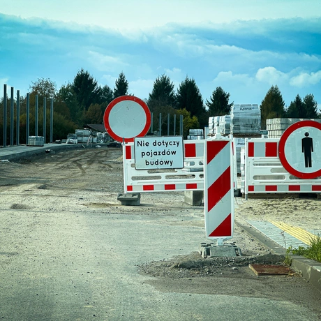 Rzeszów - Budowa połączenia al. Krzyżanowskiego z ul. Wieniawskiego [październik 2025] - fot 39