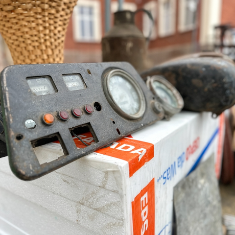 Rzeszów - Wystawa i giełda staroci w III LO przy ul. Szopena [październik 2025] - fot 13