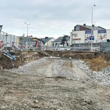 Rzeszów - Budowa restauracji McDonald's przy ul. Dębickiej w Rzeszowie [październik 2025] - fot 5