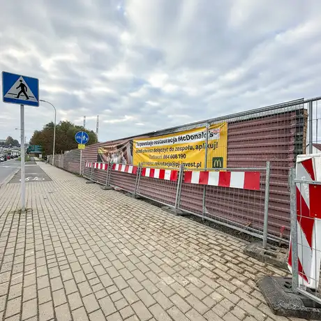 Rzeszów - Budowa restauracji McDonald's przy ul. Dębickiej w Rzeszowie [październik 2025] - fot 11