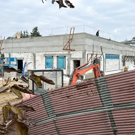 Rzeszów - Budowa restauracji McDonald's przy ul. Dębickiej w Rzeszowie [październik 2025] - fot 12