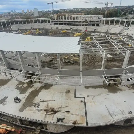 Rzeszów - Budowa Podkarpackiego Centrum Lekkiej Atletyki przy ul. Wyspiańskiego [październik 2025] - fot 7