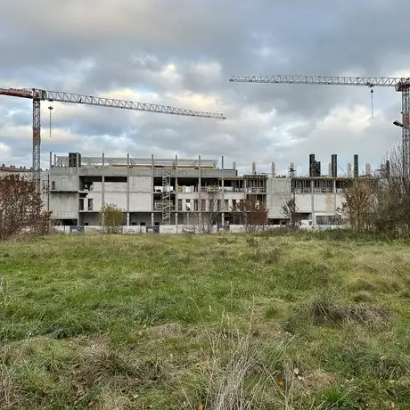 Rzeszów - Budowa Podkarpackiego Centrum Lekkiej Atletyki przy ul. Wyspiańskiego [październik 2025] - fot 11