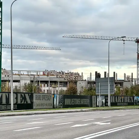 Rzeszów - Budowa Podkarpackiego Centrum Lekkiej Atletyki przy ul. Wyspiańskiego [październik 2025] - fot 12