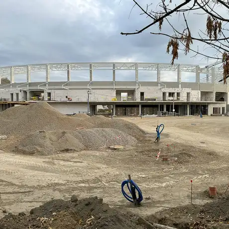 Rzeszów - Budowa Podkarpackiego Centrum Lekkiej Atletyki przy ul. Wyspiańskiego [październik 2025] - fot 16