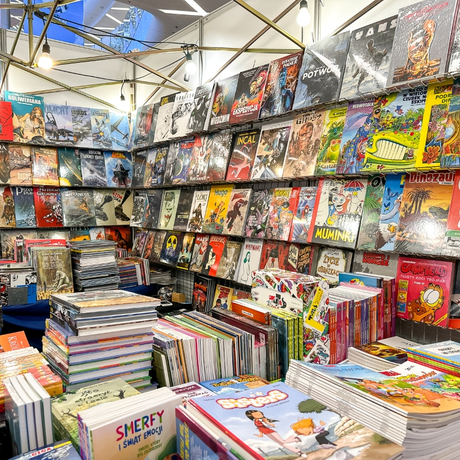 Rzeszów - Świąteczne Targi Książki 2025 w Rzeszowie - fot 41