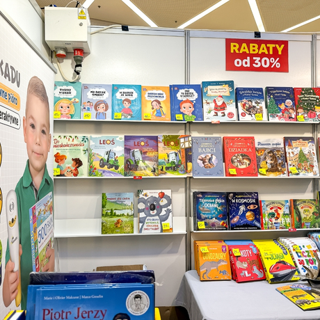 Rzeszów - Świąteczne Targi Książki 2025 w Rzeszowie - fot 43