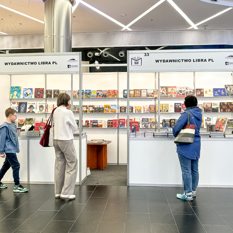 Rzeszów - Świąteczne Targi Książki 2025 w Rzeszowie - fot 39