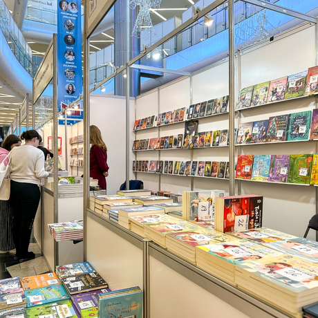 Rzeszów - Świąteczne Targi Książki 2025 w Rzeszowie - fot 14