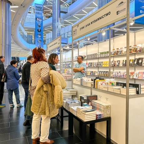 Rzeszów - Świąteczne Targi Książki 2025 w Rzeszowie - fot 26