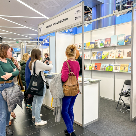 Rzeszów - Świąteczne Targi Książki 2025 w Rzeszowie - fot 17