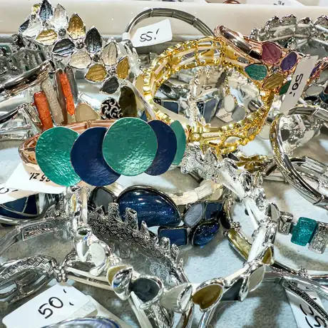 Rzeszów - Listopadowa Giełda Biżuterii i Minerałów w Rzeszowie - fot 26