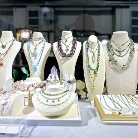 Rzeszów - Listopadowa Giełda Biżuterii i Minerałów w Rzeszowie - fot 69