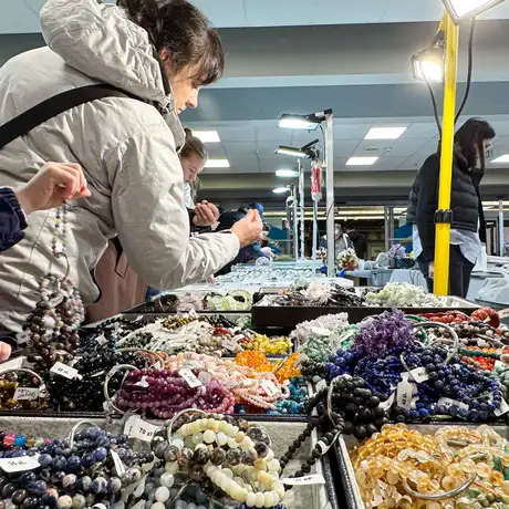 Rzeszów - Listopadowa Giełda Biżuterii i Minerałów w Rzeszowie - fot 52