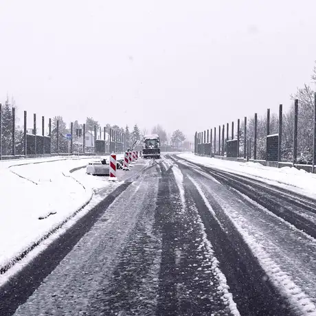 Rzeszów - Budowa drogi, która połączy ulice Krzyżanowskiego i Wieniawskiego [listopad 2025] - fot 24