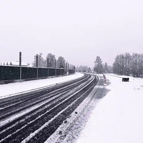 Rzeszów - Budowa drogi, która połączy ulice Krzyżanowskiego i Wieniawskiego [listopad 2025] - fot 21