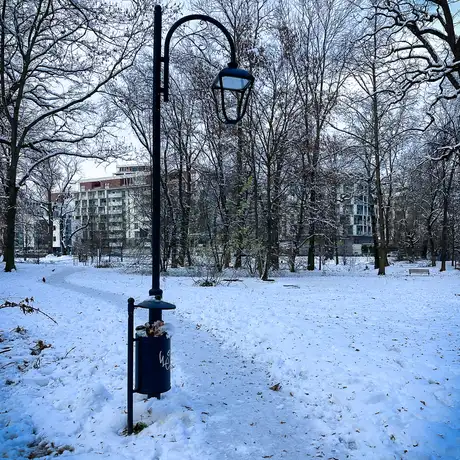 Rzeszów - Park Szafera w zimowej scenerii - fot 4